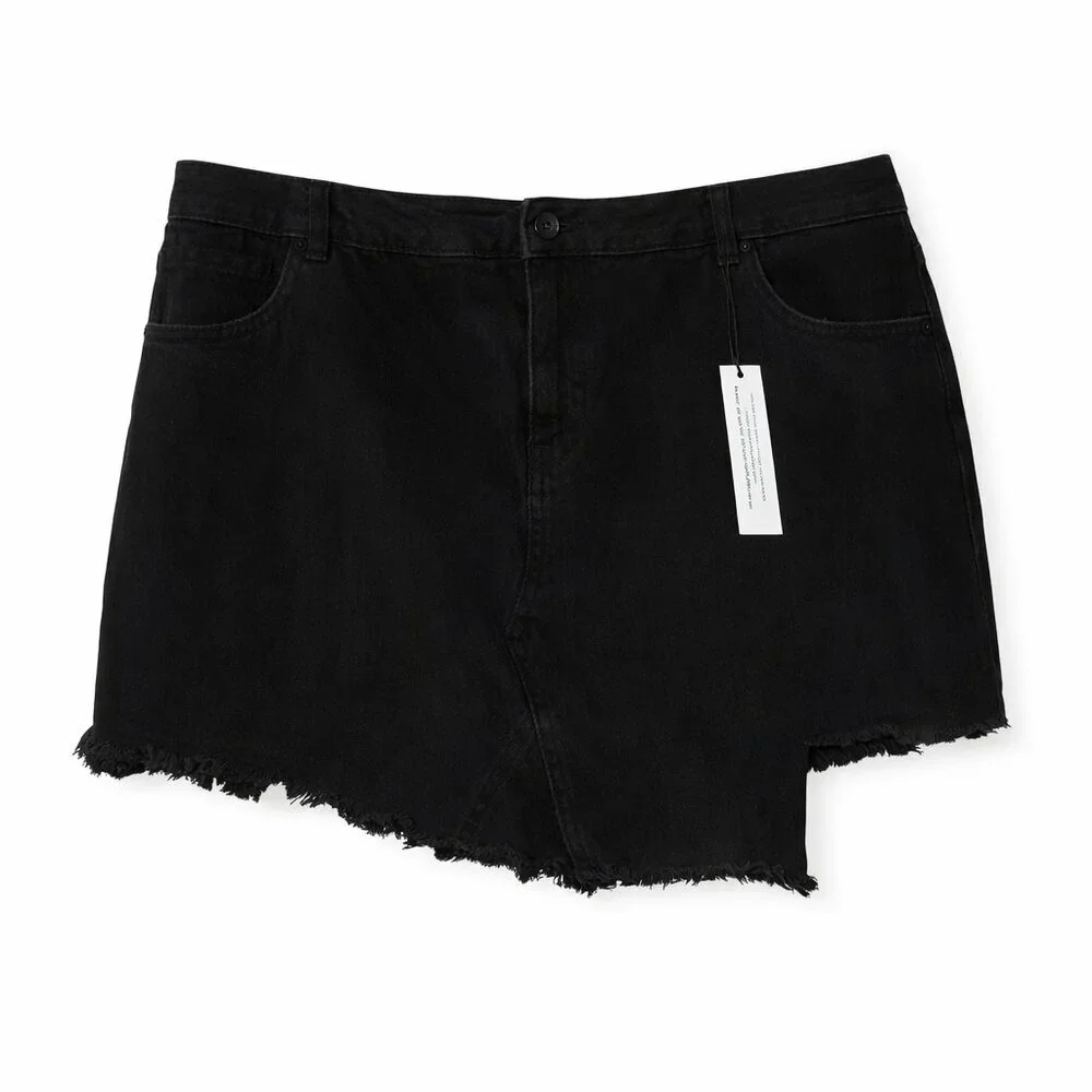 NWT Highway Jeans Black Denim Shorts Plus Size 22 High Rise Frayed Hem Cutoff